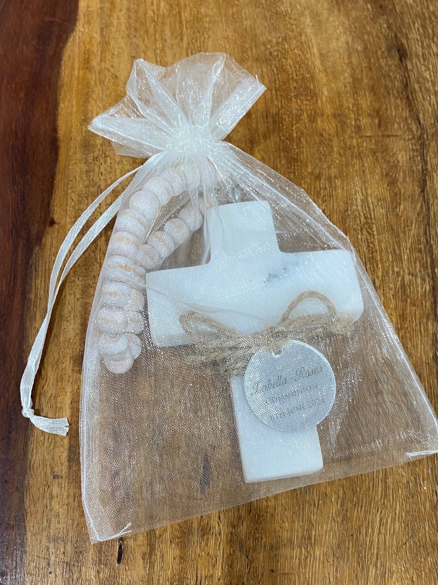 Marble Cross in an Organza Sachet - Bomboniere